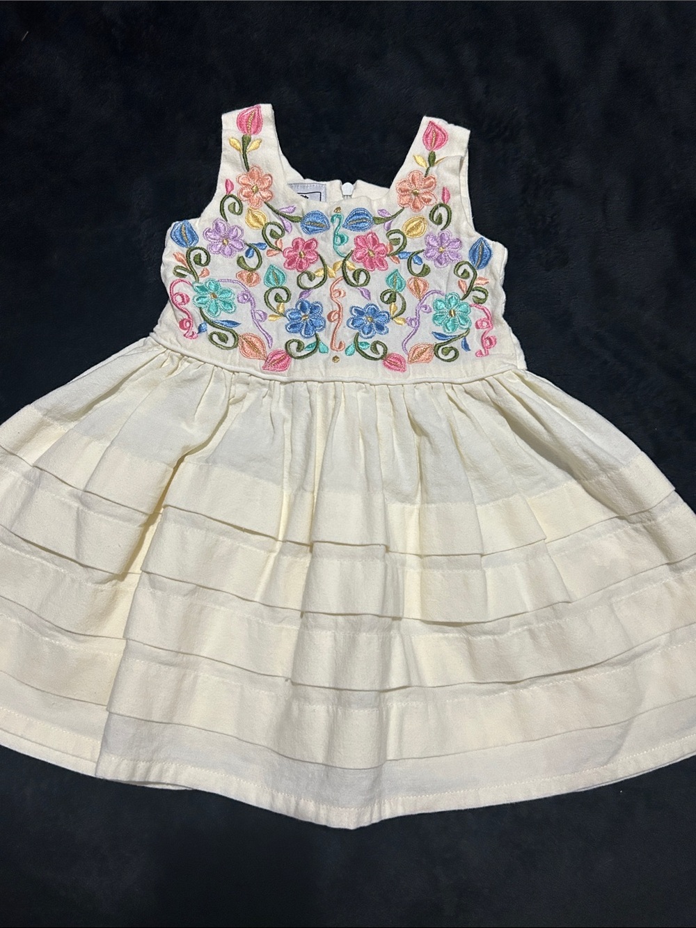 Embroidered Cream Cotton Girls' Dress embroidery Ruffle sz12-18